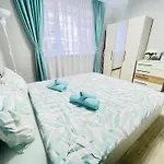 By The Sea - With Free Parking Apartament Varna