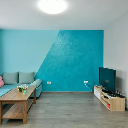 By The Sea - With Free Parking Appartement *